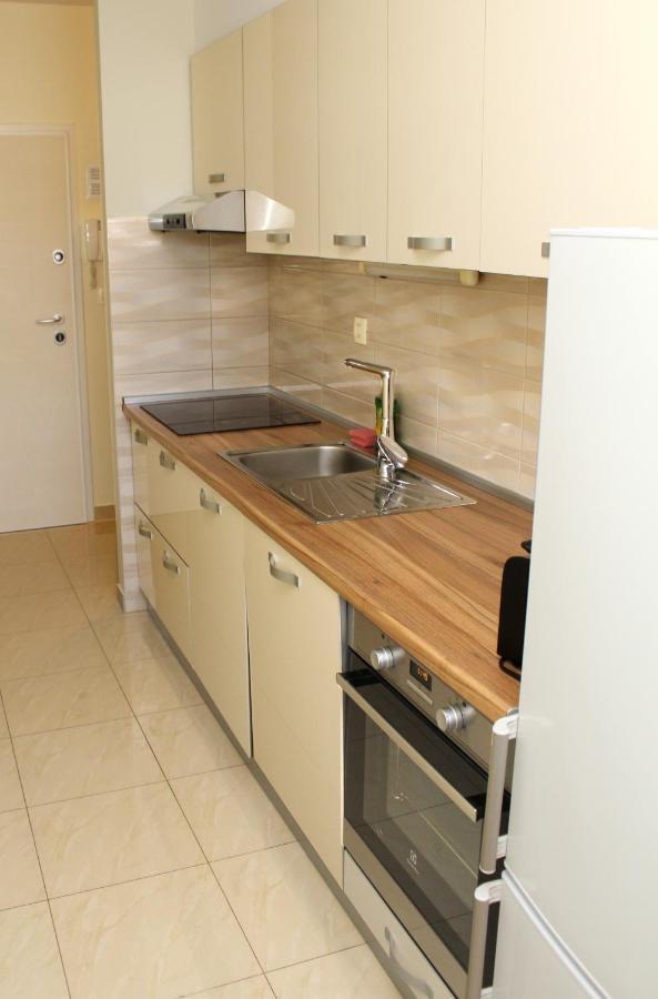 Apartma Mel *