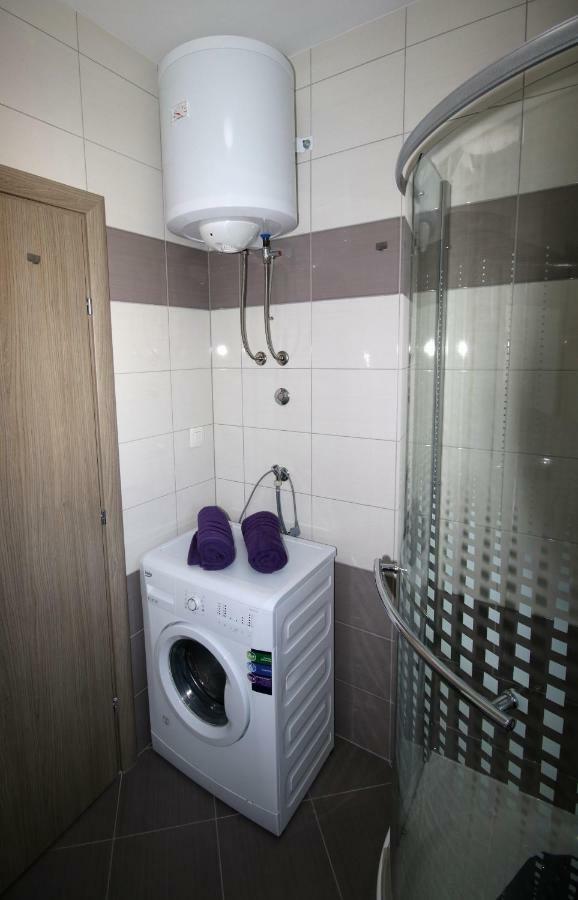 Mel Apartma *